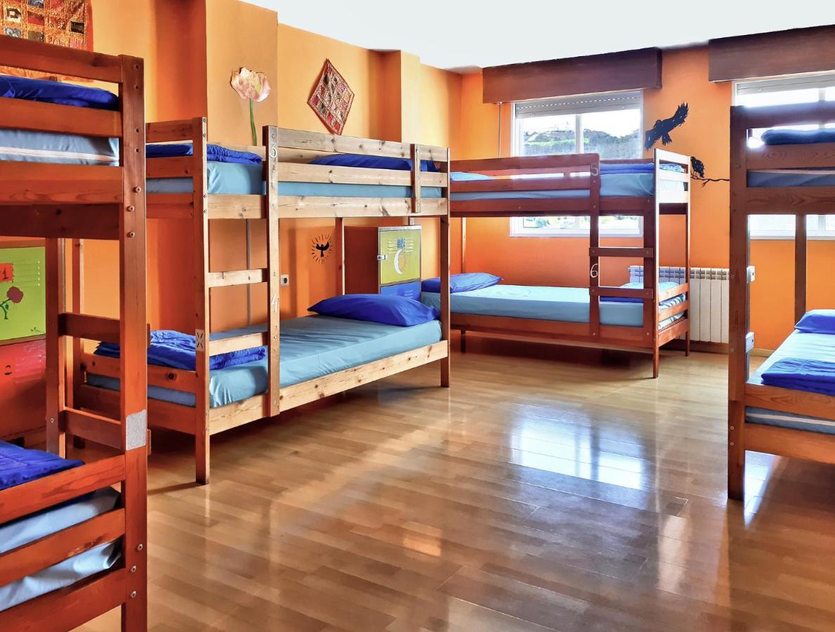 Meiga Backpackers
